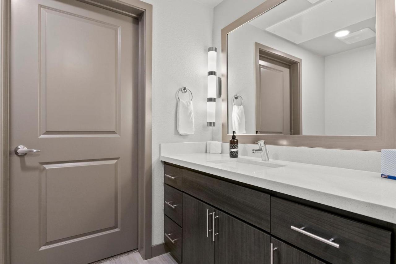 Cozysuites Phx Roro Gym, Pool, Pets, Parking! #9 Phoenix Buitenkant foto